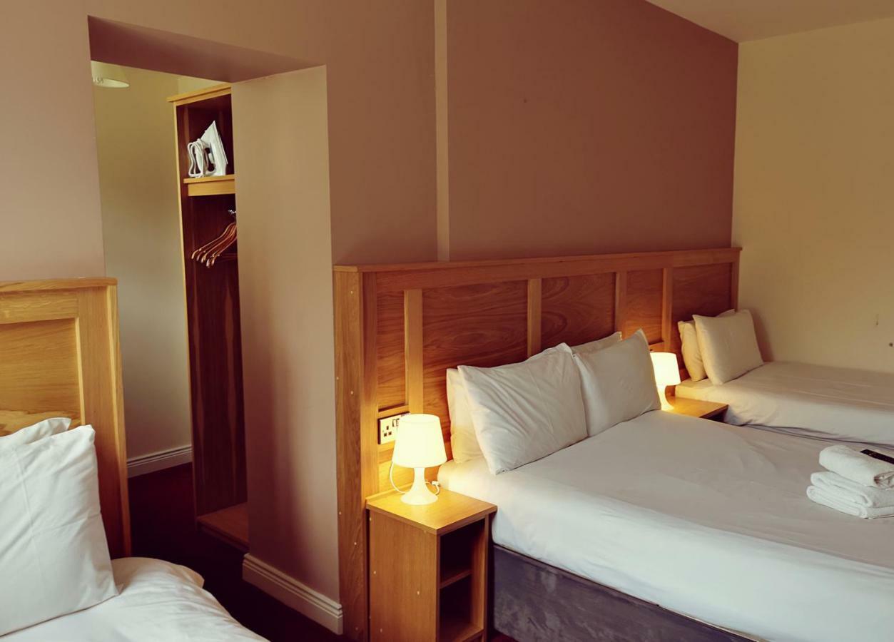 Bank House Guesthouse บันโดแรน ภายนอก รูปภาพ